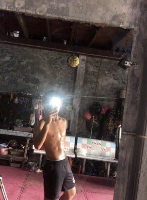 ติณณ์ฉงคั้บบ tweet media