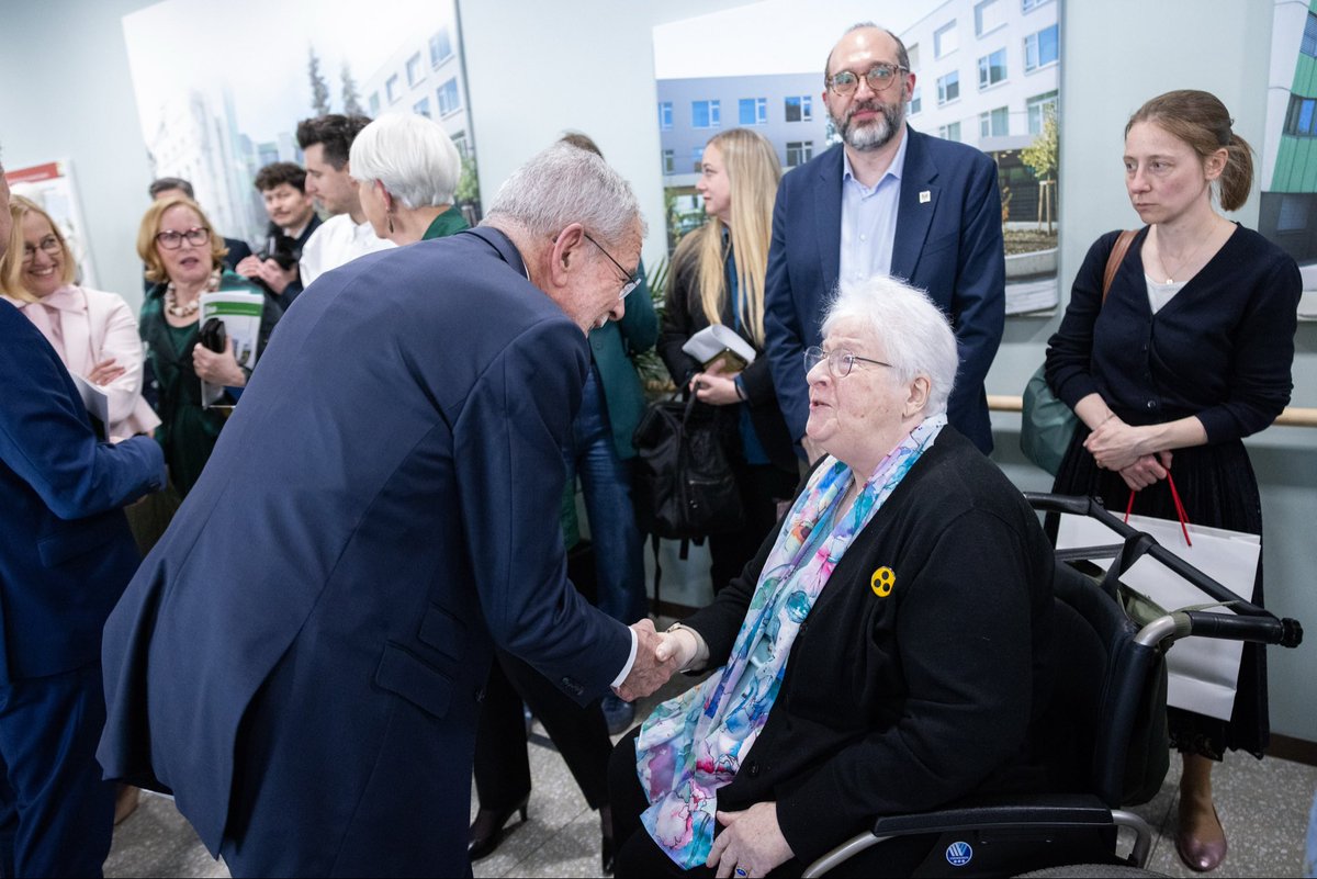 Alexander Van der Bellen tweet media