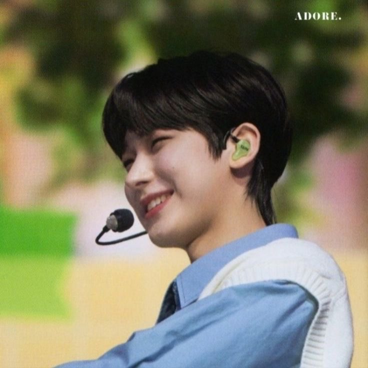 : 𝒮𝑜𝓂𝒾 𝐿𝑒𝑒 :✧ da real jungwon yoii.on limit tweet media