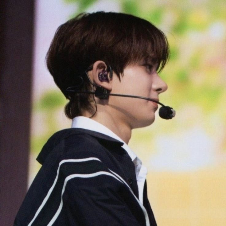 : 𝒮𝑜𝓂𝒾 𝐿𝑒𝑒 :✧ da real jungwon yoii.on limit tweet media