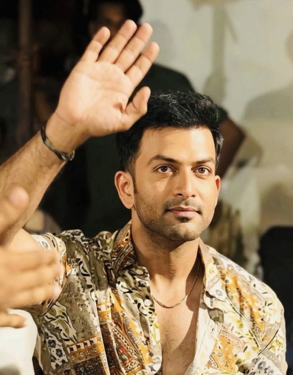 #PrithvirajSukumaran want to focus more on action movies, at least he want to do one good action entertainer in a year.

The hype for #Khalifa is increasing day by day from that first glimpse of the film. 📈🔥