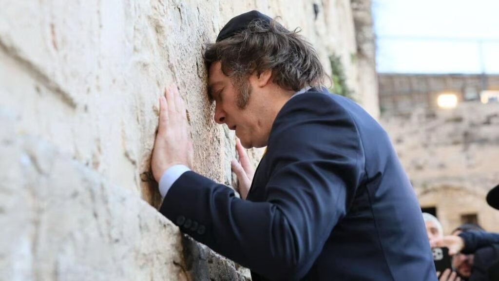 Battlement 🇱🇰 tweet media