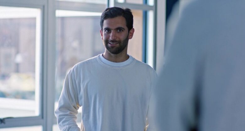 omgblog's tweet image. OMG, he’s naked: Amir Asgharnejad goes full frontal in ‘Drib’ omgwh.at/TS9YzS #Candy #actors #AmirAsgharnejad