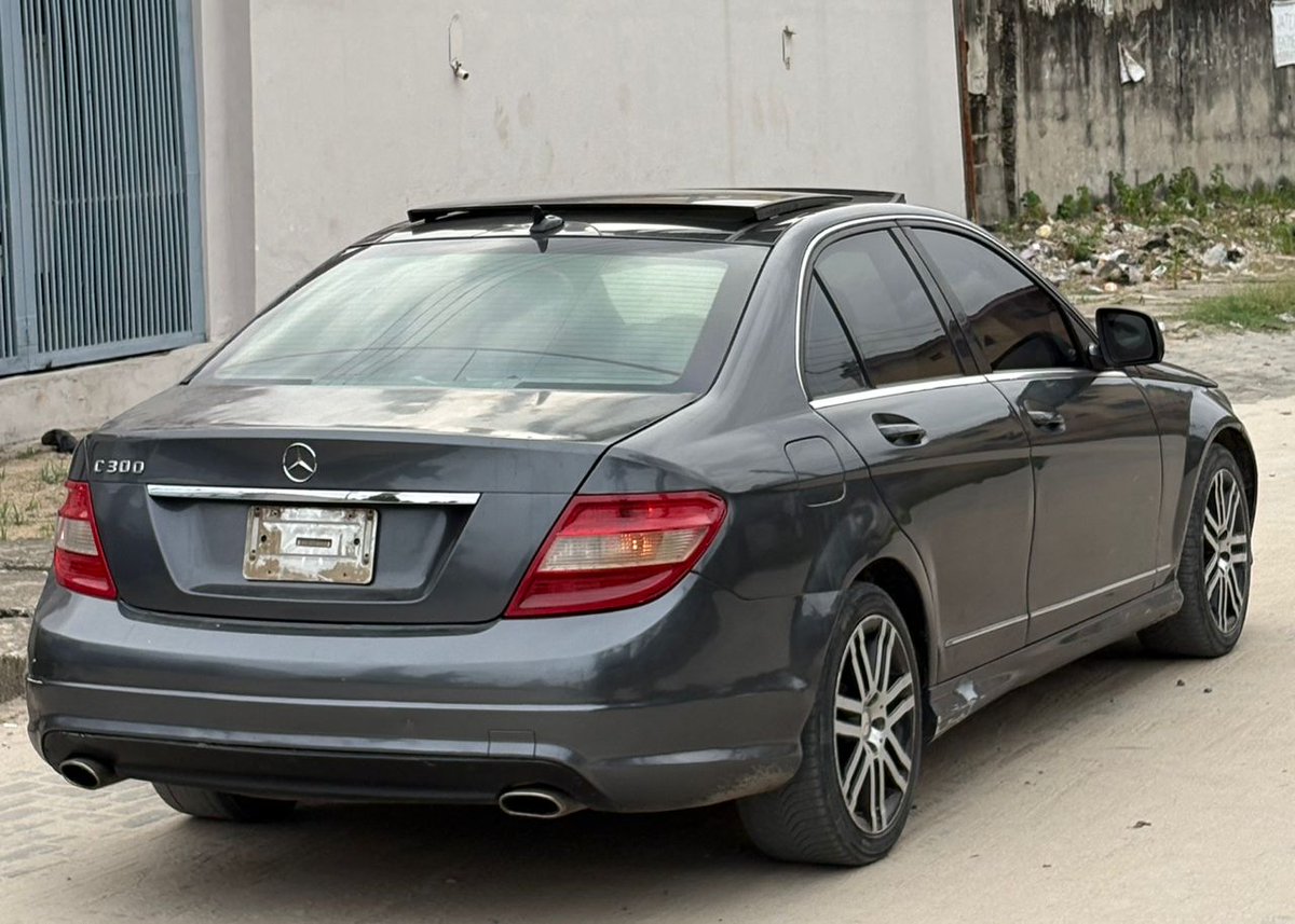 TuzyDavid's tweet photo. 2009 Mercedes Benz C300 🚘

•Andriod Screen || Reverse Camera 📸
•Beautiful interior design💧
•Panoramic roof 🔳

•Excellent Working Condition 💯

•Location : Lekki - Chevron 📍
•Price : 6m 💰
•Contact : 📞 08100894157

Fastest Finger Deal ❕

#liamrosenior  Calum Farlane https://t.co/ukrdfLgu0o