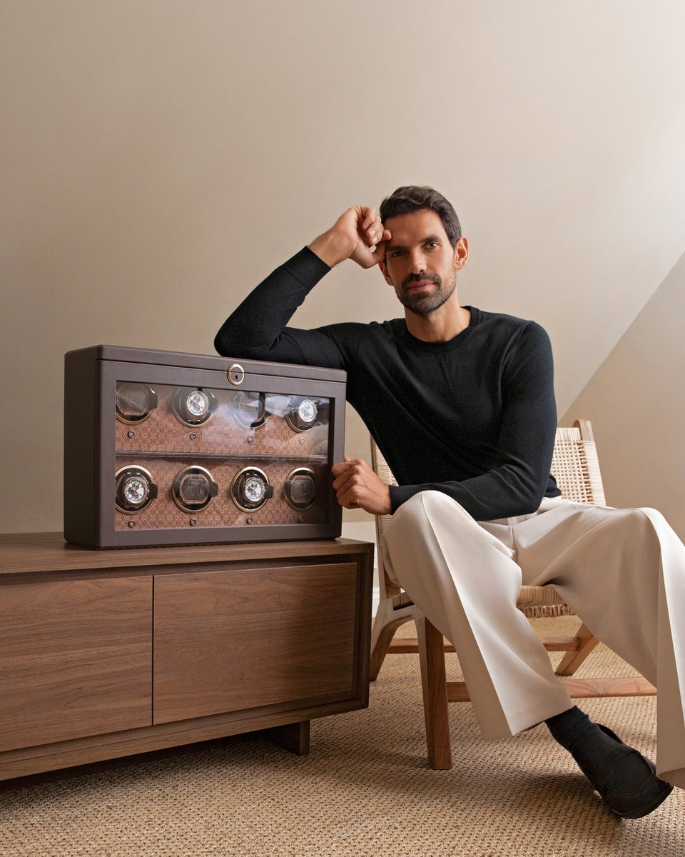 WOLF1834's tweet photo. WOLF introduces the next chapter of the Earth Collection. Inspired by our CEO, Simon Wolf, and his vision for sustainable luxury.

Explore the Earth Collection https://t.co/uOkSvQC10x

#wolf1834 #protectyourlegacy #Earth #watchwinders #watches https://t.co/pVWosOPTei