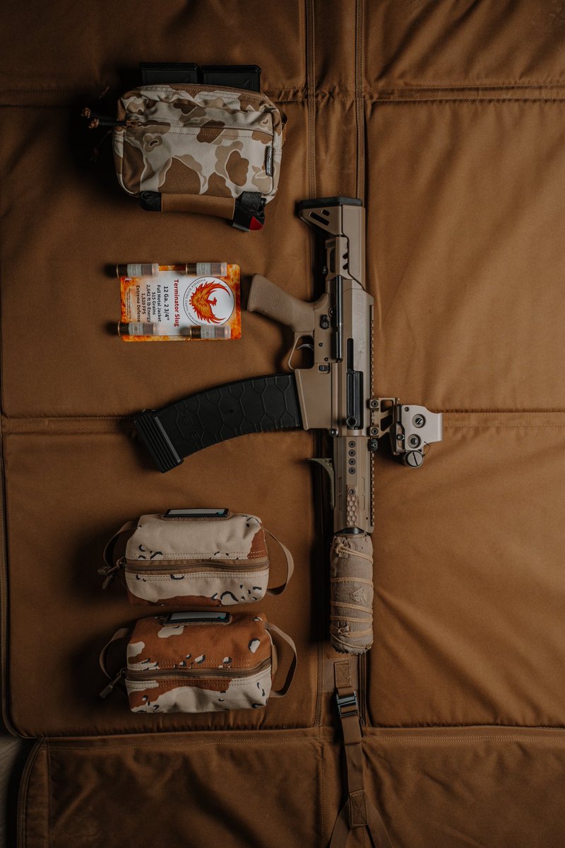 genesisarmsllc's tweet image. A spread worth saving // SWIPE &amp;lt;&amp;lt;
Gen-12 PDS + 
@True_North_USA 
@BurnProofGear 
@saviorequipment 
@EOTECHInc 
@GBRSGroup 

#genesis #gen12 #shotgun
