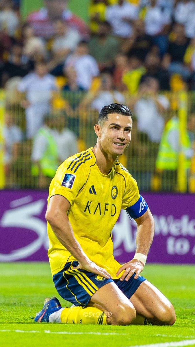 قورجس tweet media