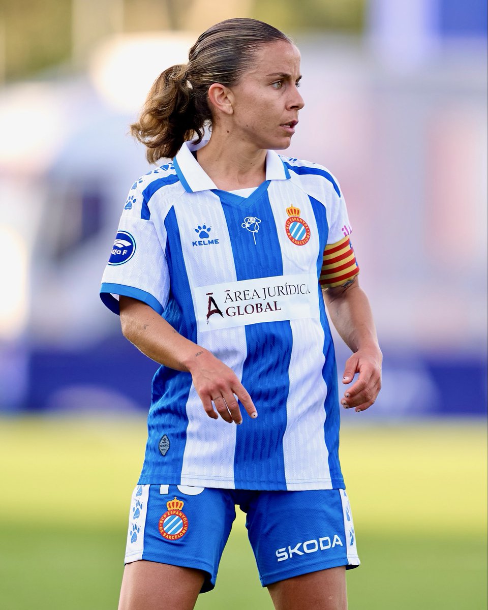 🫡 Capitana Paulita 

#LigaFMoeve | <a href="/paulitaperea16/">Paulita Perea</a>