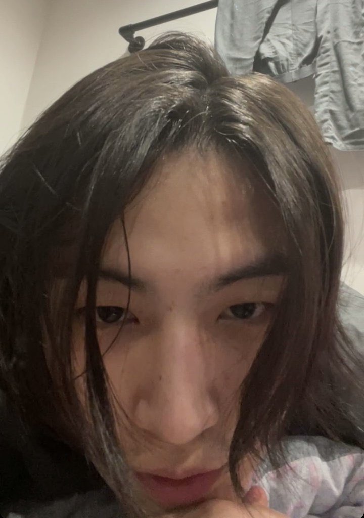 All Arõund JAY B¨ tweet media