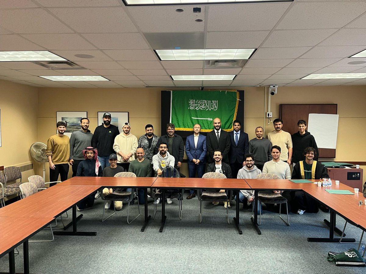 KSAEmbassySpox's tweet photo. I enjoyed my first visit to Michigan, where I spoke at Michigan State University and had the pleasure of meeting members of the #Saudi Club. The relationships that Saudi students build with local communities in the US have always added depth to bilateral relations. 🇸🇦🤝🇺🇸 https://t.co/onGT72NzPx