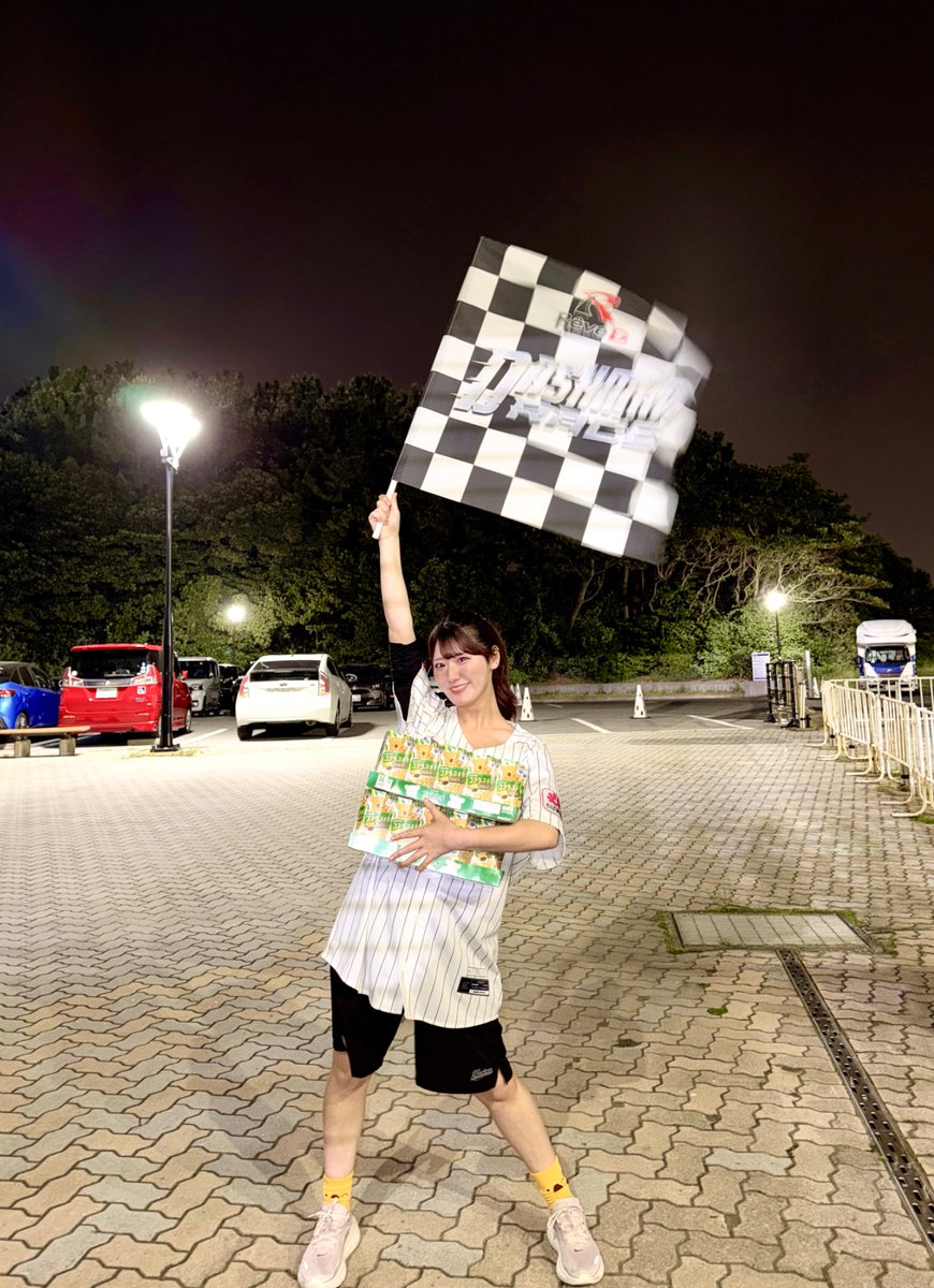 成瀬ももか【虹色の飛行少女】 tweet media