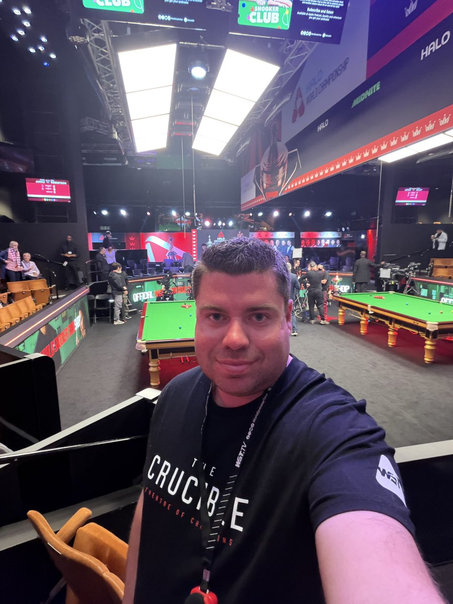 wrighty01's tweet photo. Back in the Crucible for Neil Robertson v Pang Junxu.

Hoping for a great evening! 

#WorldChampionship #Snooker #Crucible https://t.co/UAXbbdlSsK