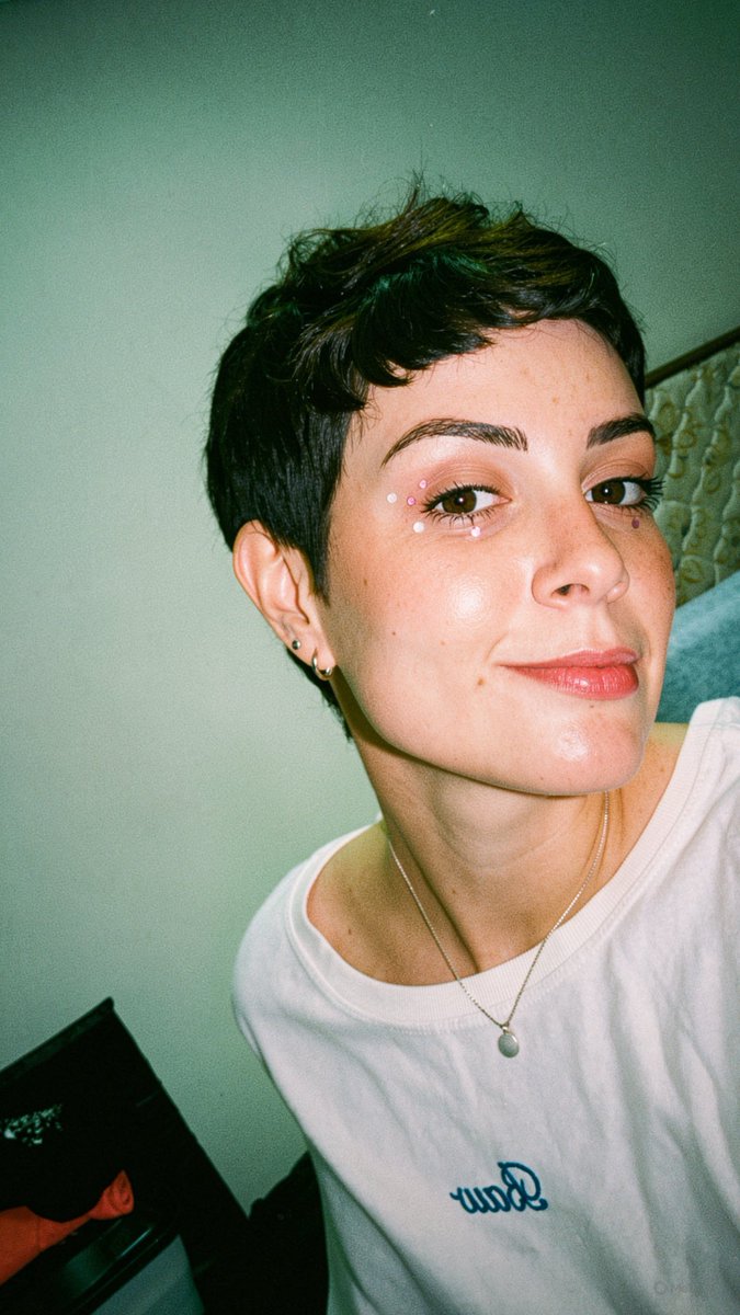 pior que é babado mas deforma a cara toda suga seus dados rouba seus direitos gasta sua água ofende sua mãe etc