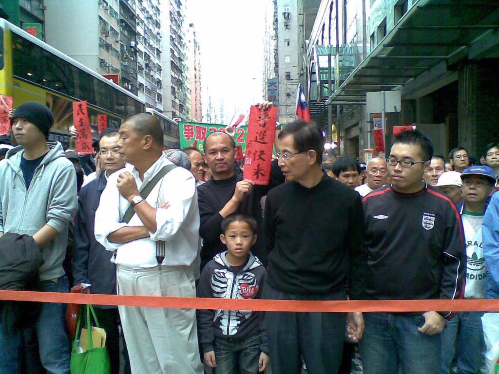 界立建 tweet media