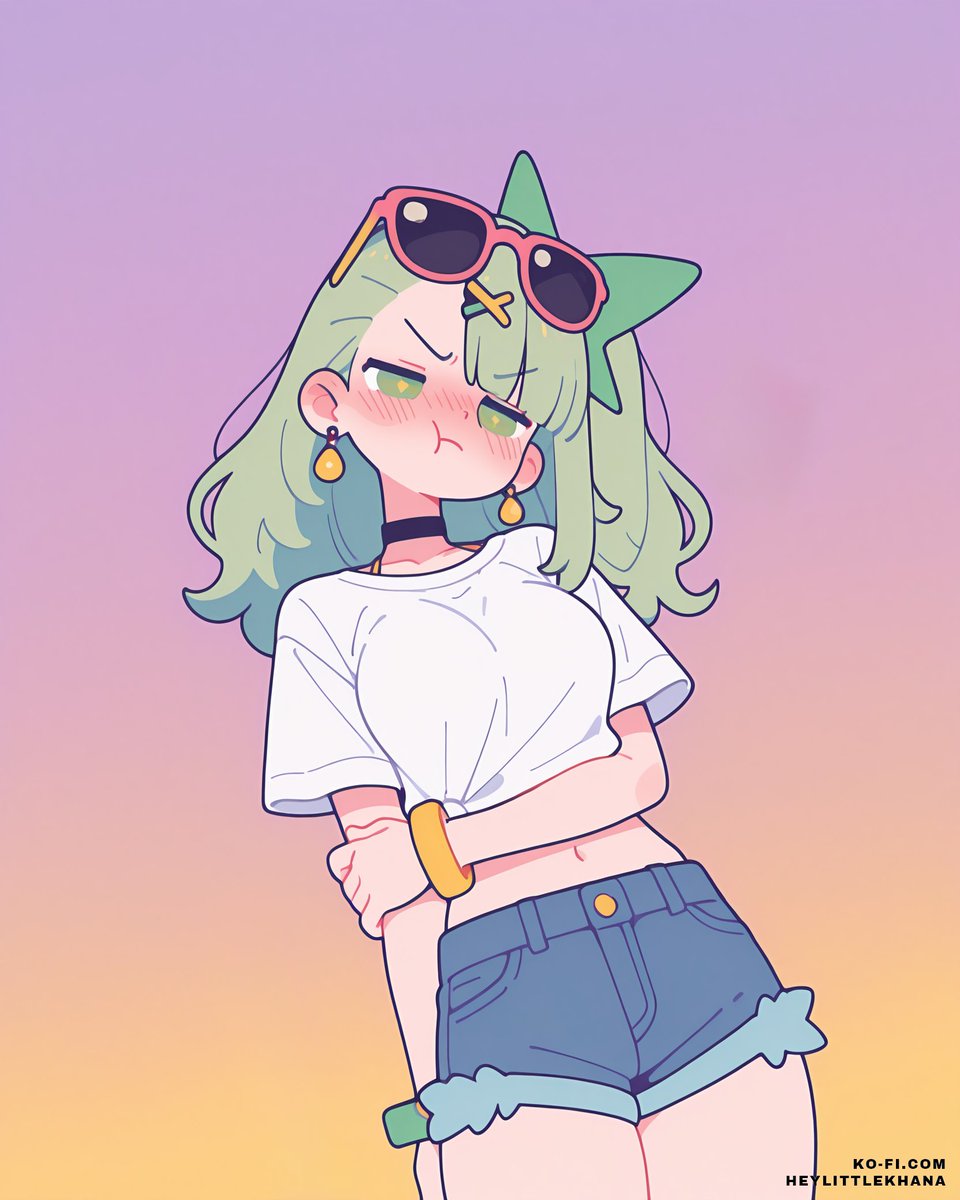 HeyLittleKhana tweet media