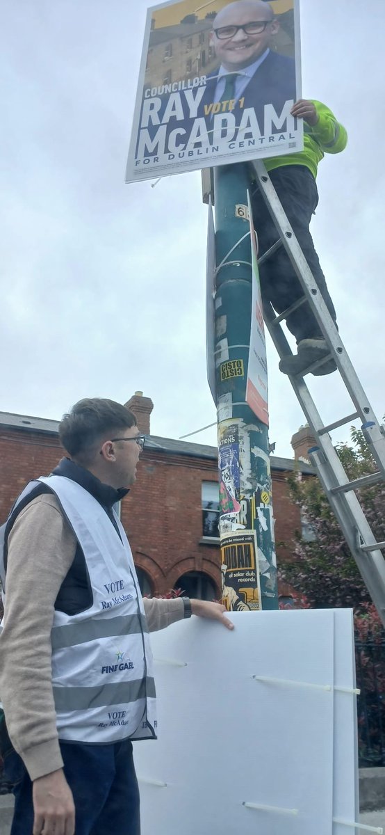 Real News Éire tweet media