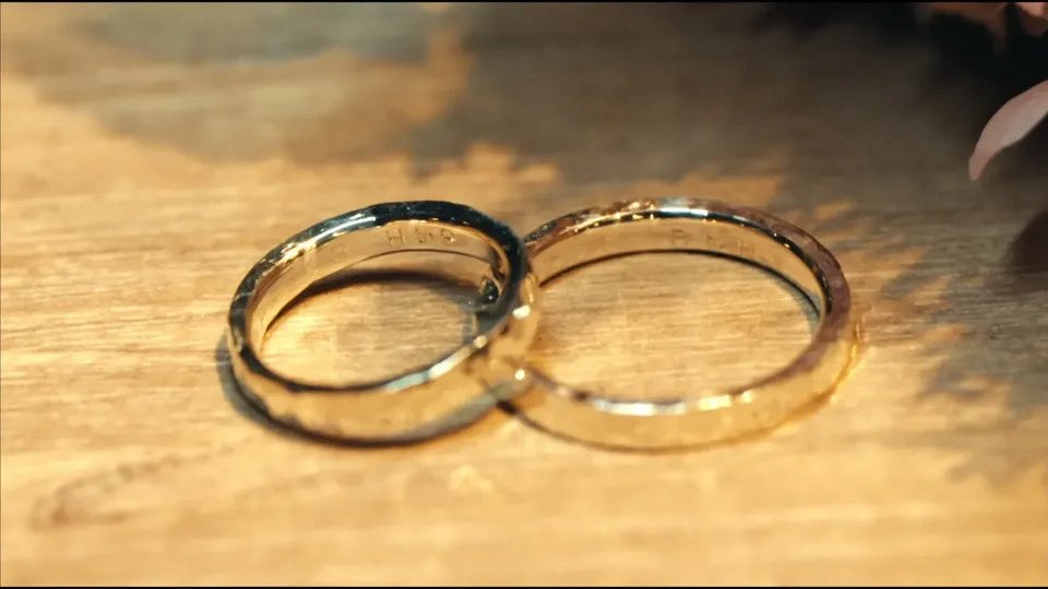 pokebum_hm's tweet image. もし私の記憶違いじゃなければ、
今日はフーちゃんとボミちゃんがペアリングを贈り合ってからちょうど1年ですよね💍✨

これからも出会った頃みたいに、
お互いを大切にして、信じ合って、時には許し合いながら、
幸せな道を最後まで一緒に歩いていけますように🤍💙🐼🦊 

#Huwei #Bomi #TheBoyfriend2