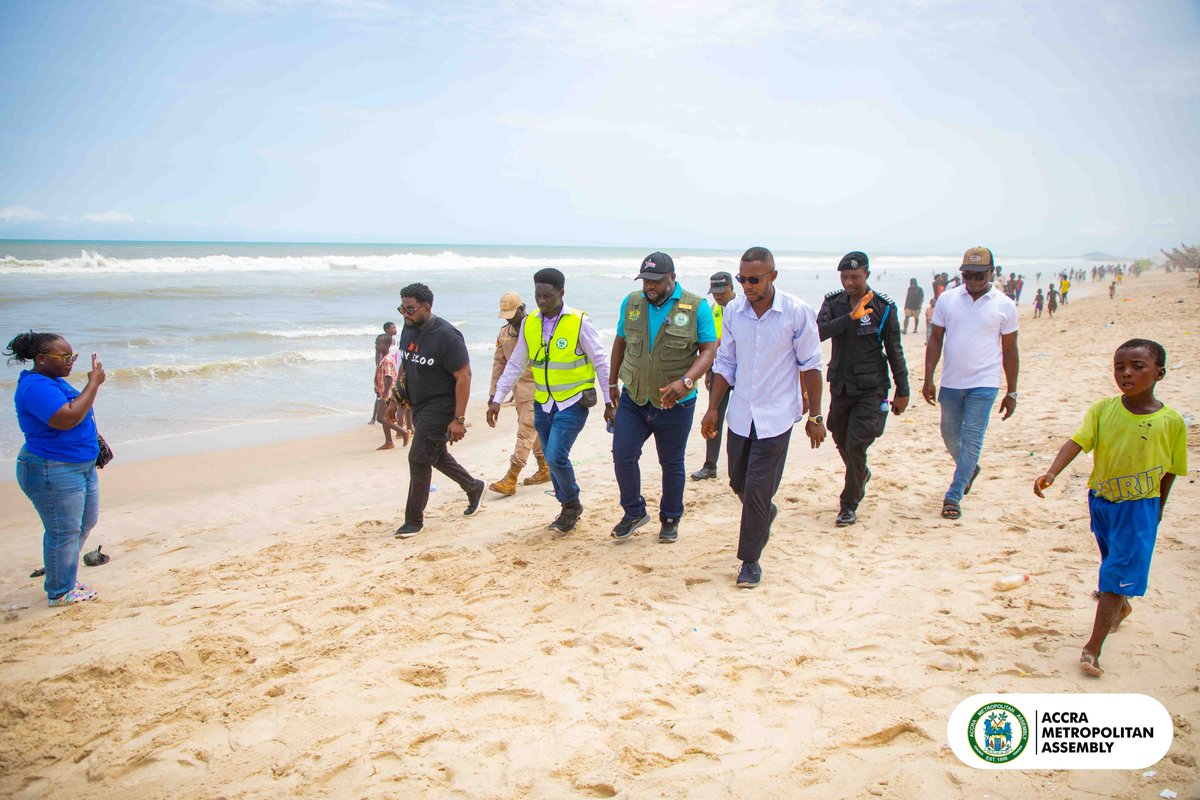 tv3_ghana's tweet photo. The Mayor of Accra, Michael Kpakpo Allotey, has inspected a major ongoing beach clean-up exercise at Chorkor and pledged sustained support for the long-term restoration of the city's coastline.

#3NewsGH #TV3GH https://t.co/cq3TA3g3Zj