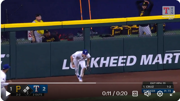 DCoopYM's tweet photo. @StoolBaseball Been enjoying this screen shot of the Pirates pitcher hands on his head in disbelief and the bullpen catcher's jaw on the floor. https://t.co/8Uku4UTIku