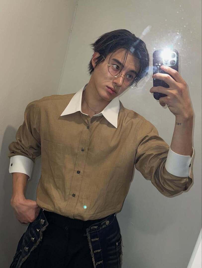 selfolssi ♤ tweet media