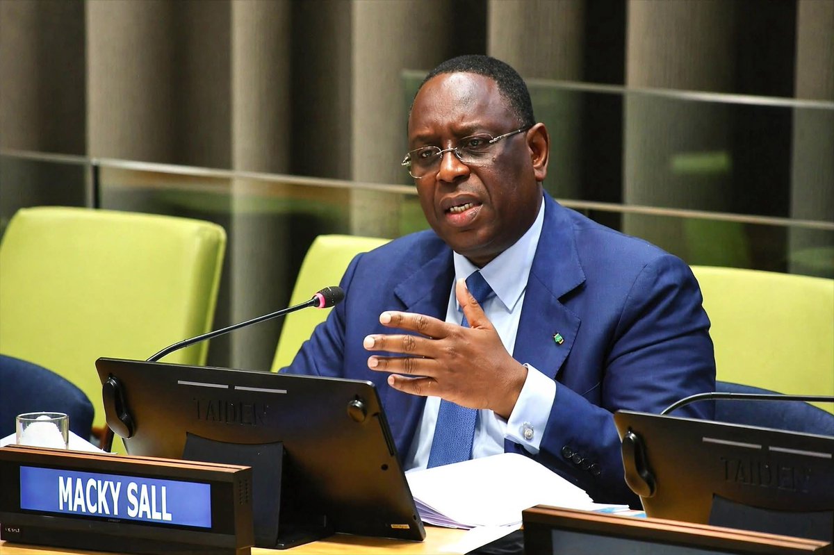 od050690's tweet photo. Une prestation magistrale ! Le Président @Macky_Sall a une nouvelle fois rayonné à la tribune des Nations Unies par la force de son oratoire et la pertinence de sa vision. https://t.co/HMsd6BjfkH