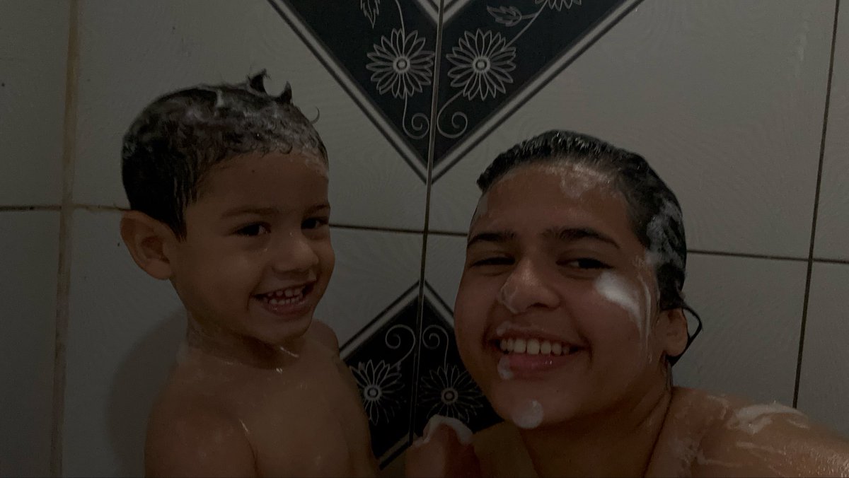 vitoriabeattrix's tweet photo. eu te amo demaisssss https://t.co/gJwYbsdeIJ