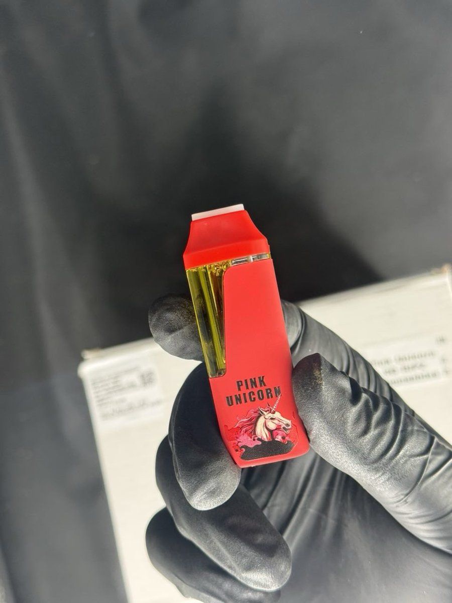 jamesessential1's tweet image. Ripz  available 🔥
TAPIN yall 
#carts #sativa #vape #2mg #3mg #quality #drugtwt #coketwt