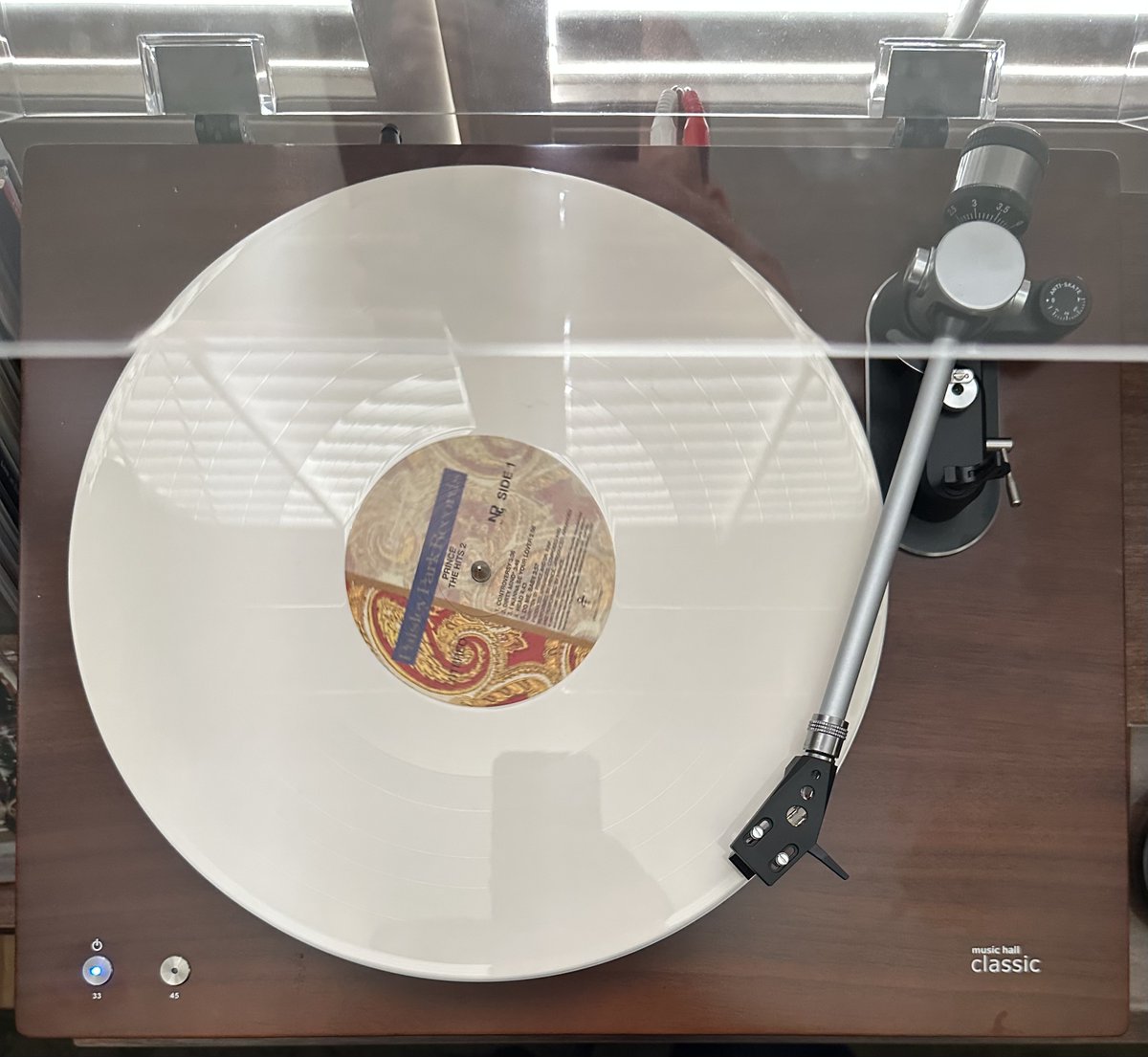 furbehrrr's tweet photo. Iβm a day late but still β¦ Hits 2 is my favorite spin. May/may not play Hits 1. π
#PrinceForever π€©
#MusicSky #SpinningNow https://t.co/XDgRnPAJY2