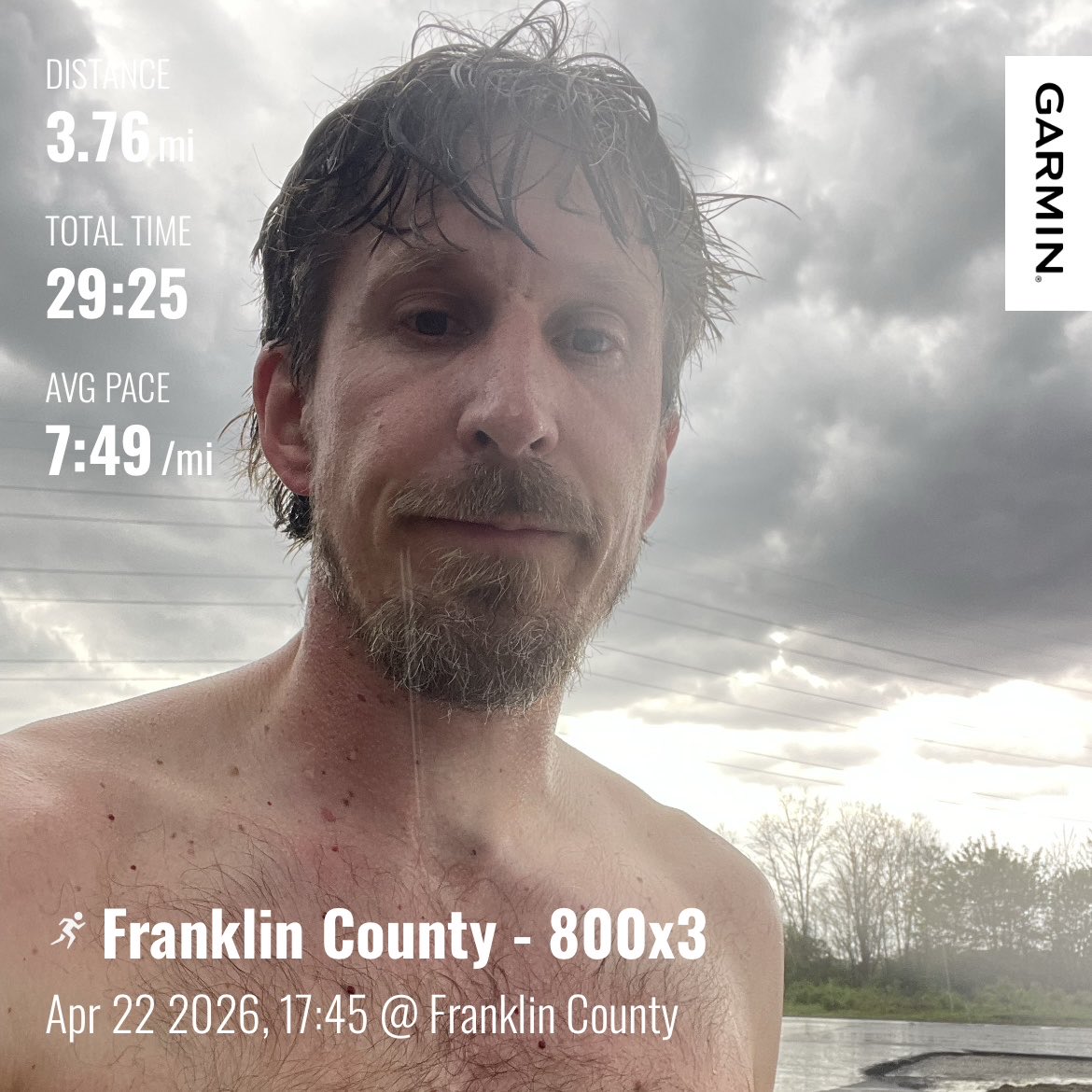 runbenrun's tweet photo. Grumpy old Ben #running Quit pouring love when the glass is cracked 185 days no days off #training https://t.co/yCcLFUqAzo