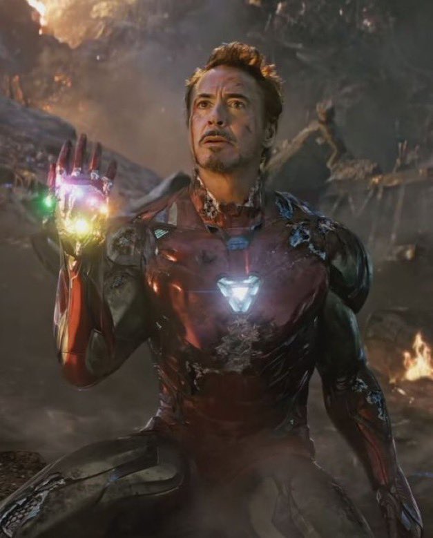 Austin_Medzz's tweet image. Jon Favreau says he tried to stop Iron Man’s death in #AvengersEndgame

“I talked to the Russos. I was like, ‘I don’t know… I think it’s going to really impact people because they were kids that grew up with that character.’

But I have to tell you, it was handled so well by