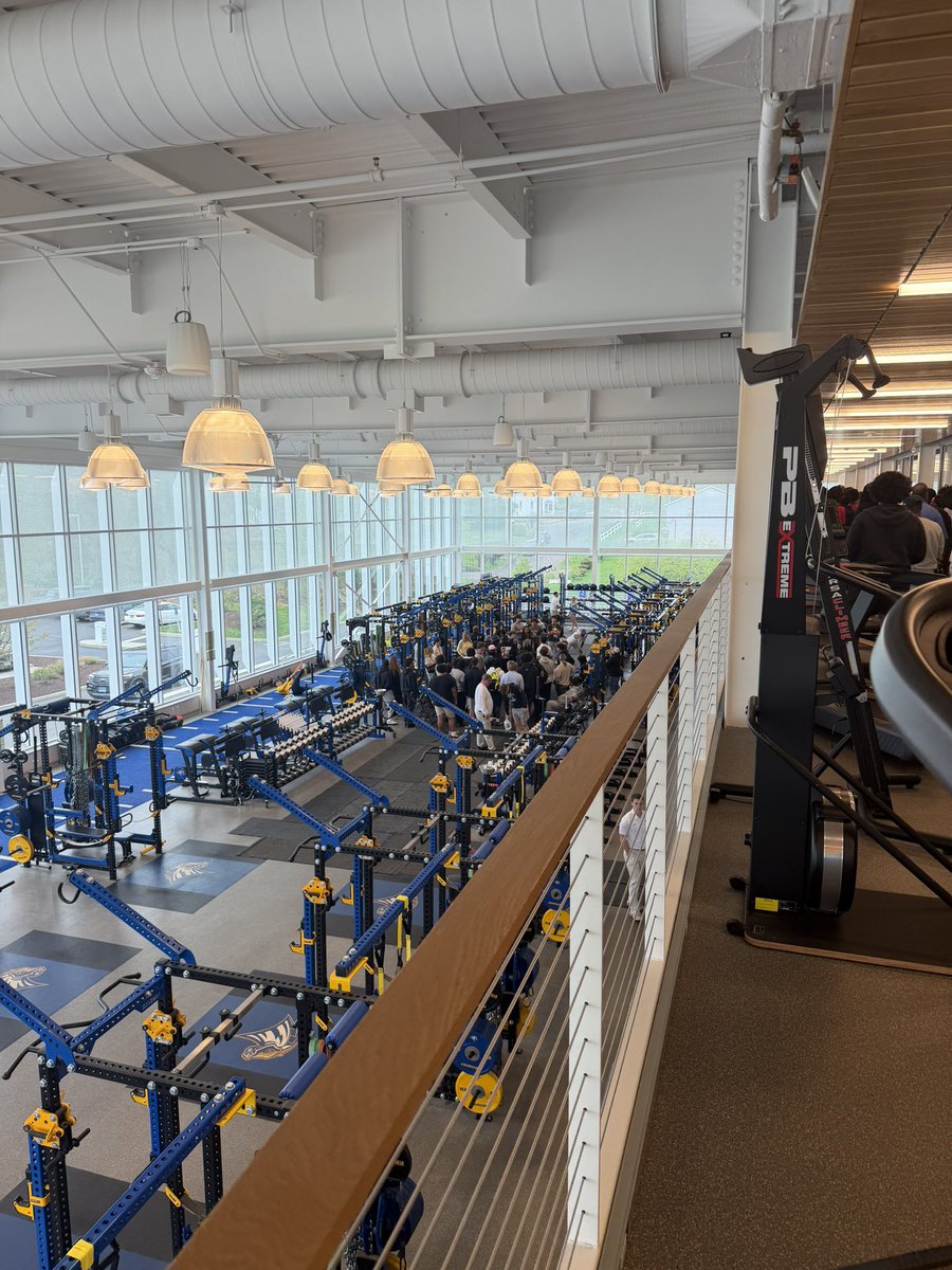 JayAdams_72's tweet photo. Thank you to @GuilfoyleCoach for the amazing experience at the University of New Haven junior day/spring game. Hope to be back soon! https://t.co/KhwWn8azNE