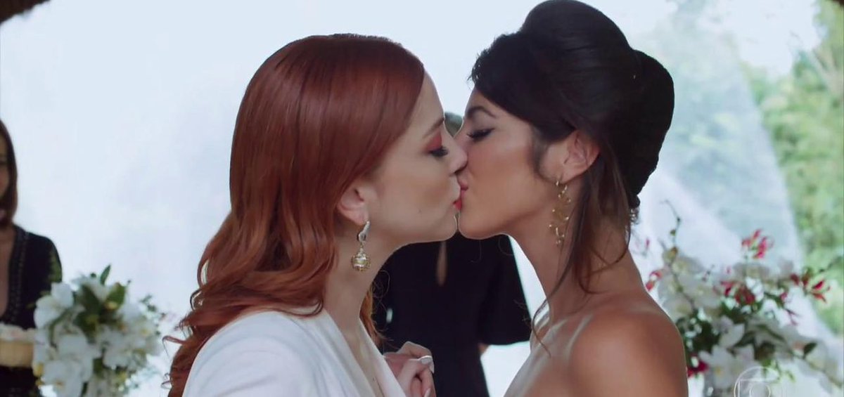 littleloca 🌈👭 tweet media