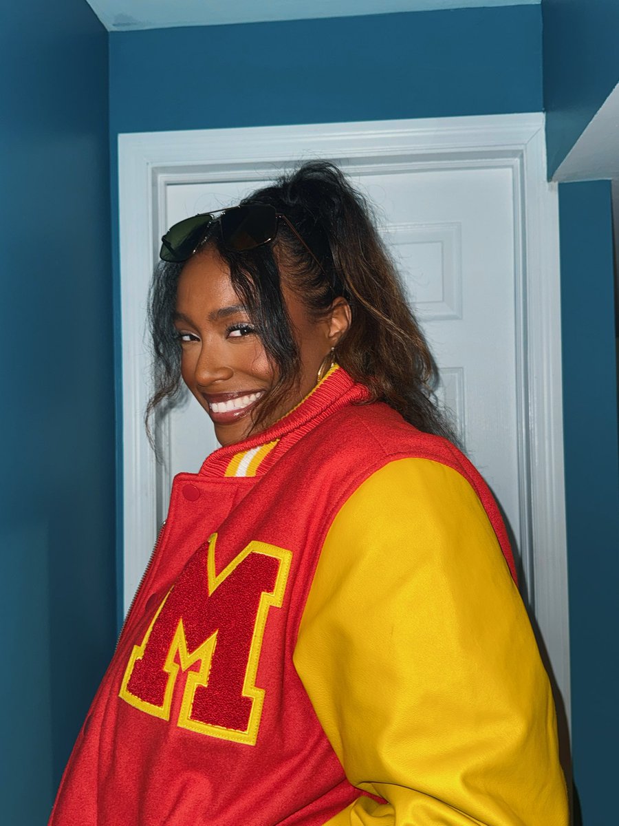 BLACK AMERICAN PRINCESS tweet media