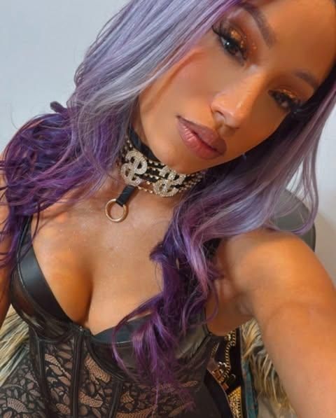 𝙒𝙤𝙢𝙖𝙣 𝘾𝙧𝙪𝙨𝙝 𝙒𝙚𝙙𝙣𝙚𝙨𝙙𝙖𝙮:
<a href="/NotoriousBrat_/">Cedes~ (Fake~)</a> 

❤️💙💜💙❤️💙💜💙❤️💙💜💙❤️