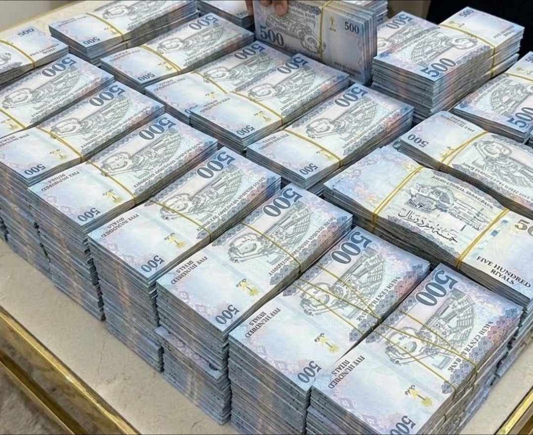 msbqt18710's tweet photo. من نصيبك بإذن الله ❤️❤️❤️
لو جتك ٣مليون ريال اليوم 
هل يمكن للمبلغ .. أن يحل كل مشاكلك 💵

١ - نعم 
٢ - لا https://t.co/fgBUFNaOWU