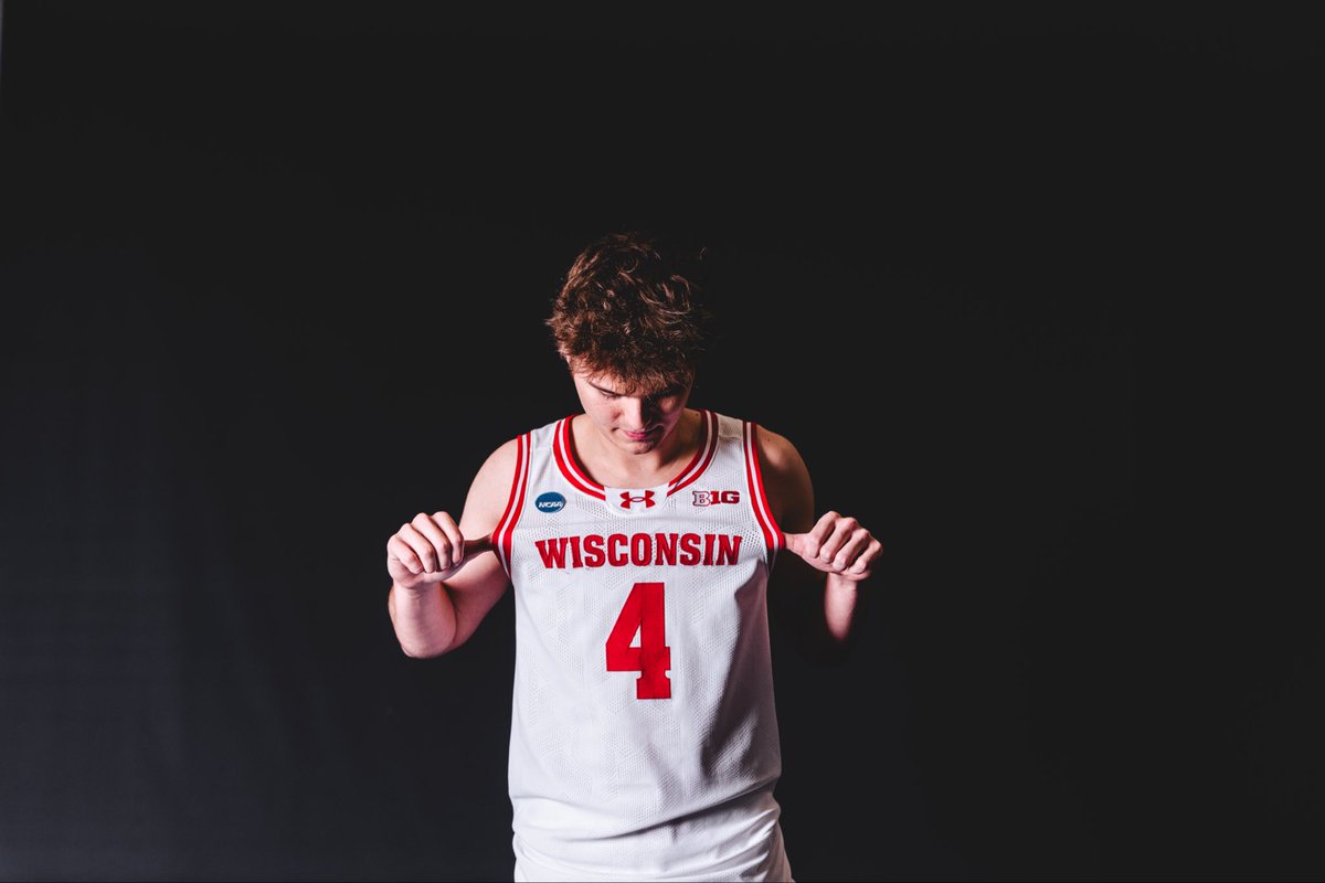 MHVIKINGHOOPS's tweet photo. On Wisconsin!!!  Congrats to @JoshManchester9 on your commitment to our home state team!!  We are so excited for you and your family! https://t.co/n5k0b1xtEU