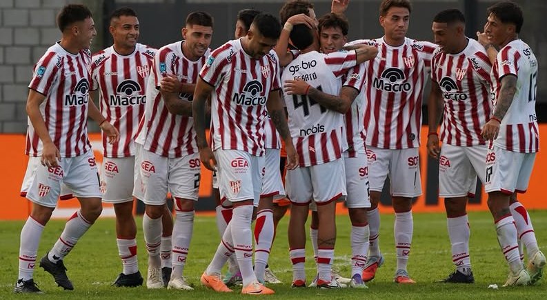 CONFIAR

Todos juntos🇦🇹💪🏻