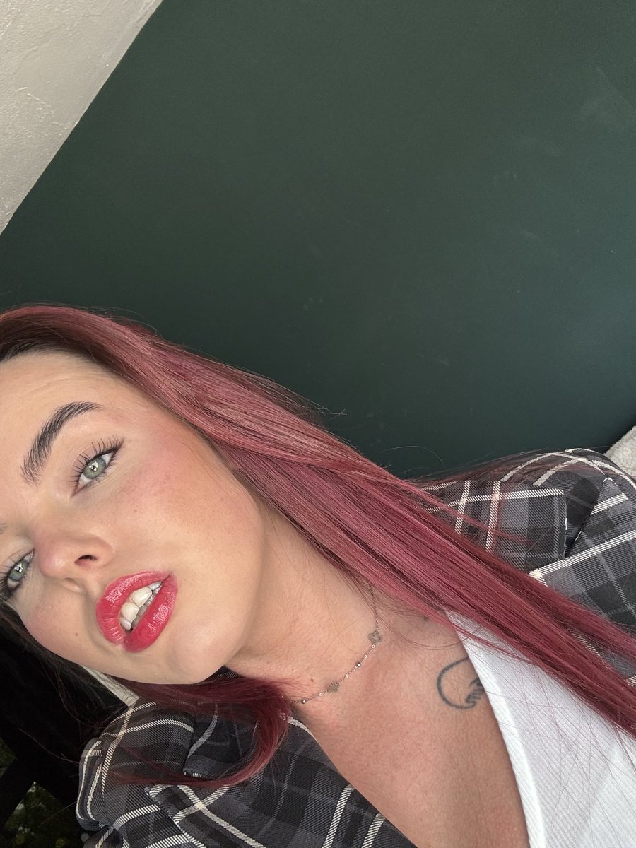 xcourts_1's tweet image. Obsessed #pink 🩷💋