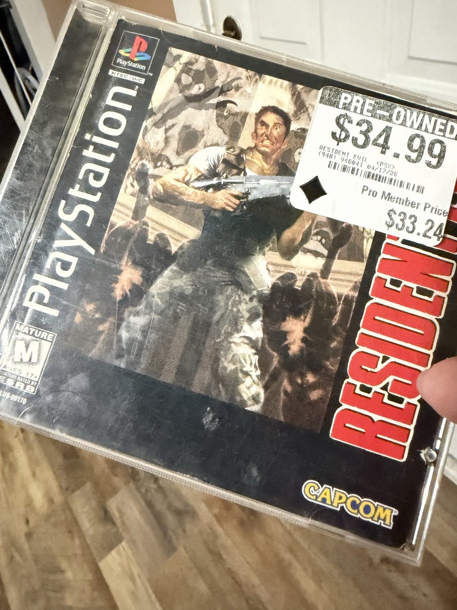 Ijacobo18's tweet photo. @gamestop  this is an insane find ! Thanks! https://t.co/m6olYvLDev