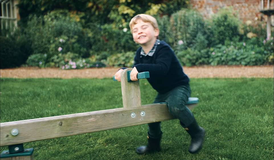 lovefamilywales's tweet image. It's past midnight in the UK so.. HAPPY BIRTHDAY PRINCE LOUIS ARTHUR CHARLES 🥳🥳🥳 little Louis is such an incredible, fun, loving boy since the very beginning and it's absolutely wonderful to see him growing up before our eyes (literally!)! I wish him all the best, (1/2)