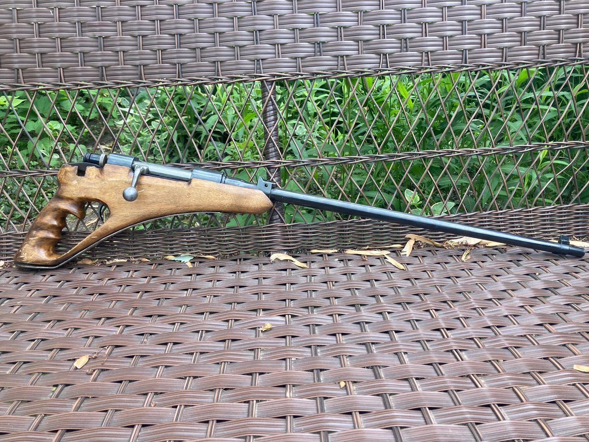 ♂utbreak HD and din♂ crisis tweet media