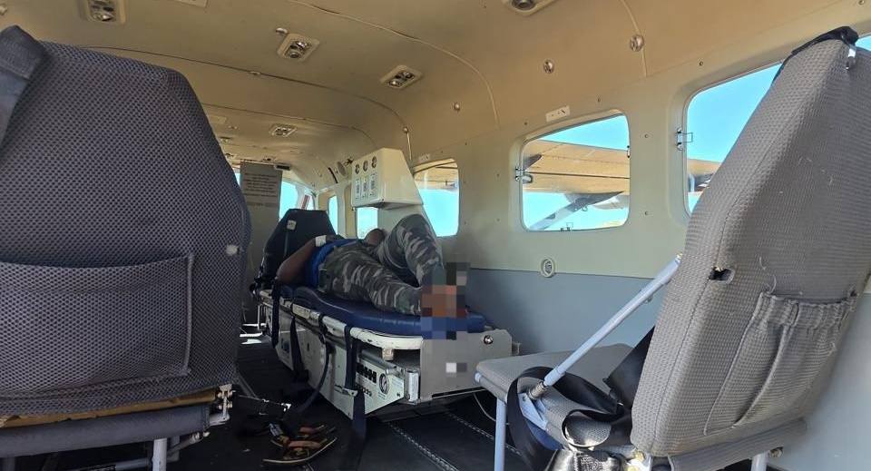 NMoskitiahn's tweet image. #PUERTOLEMPIRA  En el marco del programa Alas para la Salud, las #FFAA, a través de la Fuerza Aérea Hondureña, realizaron una evacuación aeromédica #MEDEVAC de dos pacientes con diagnóstico reservado, trasladándolos desde Puerto Lempira, departamento de GaD.s, hasta Tegucigalpa.