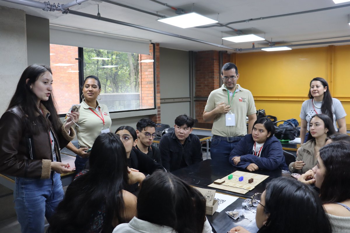 Universidad de América tweet media