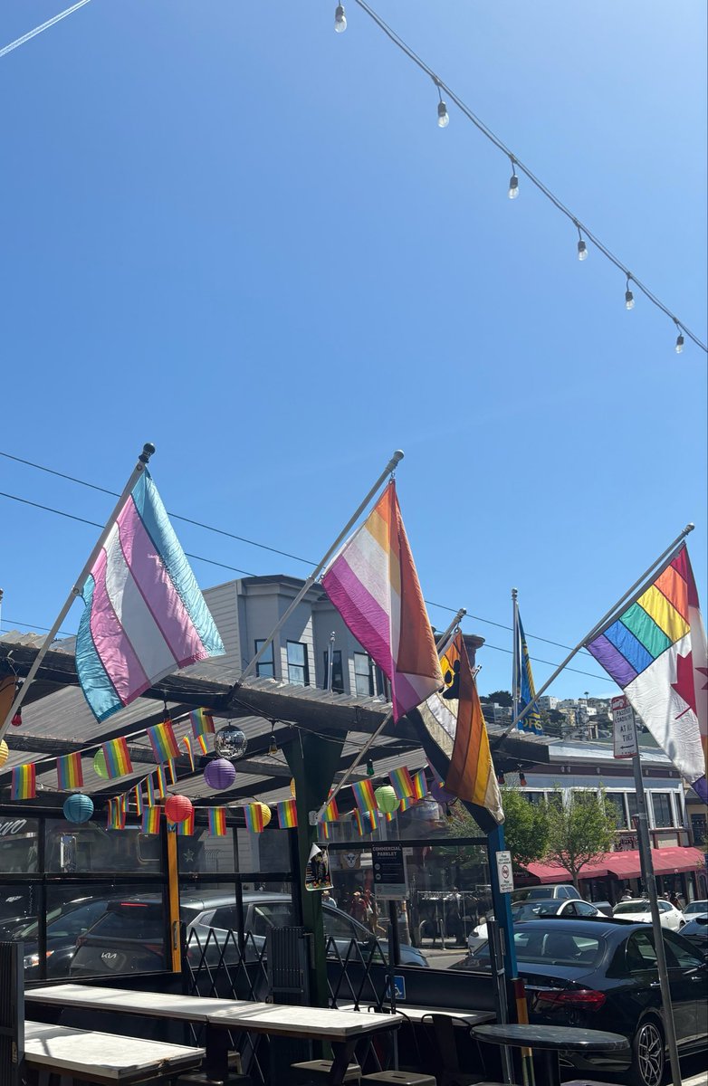 in honor of lesbian visibility week, here are times i stopped and said "LESBIAN!" while walking around san francisco
