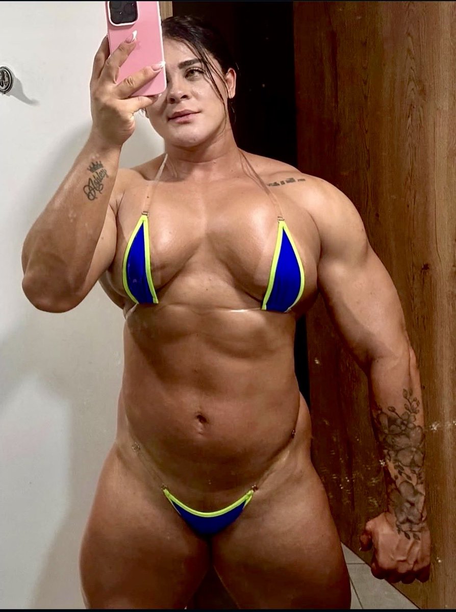 all_about_gym's tweet image. Certified muscle Mommies 💪👑

#muscle #musclemommy #womenbodybuilders #femalemuscle #ipl #gym #gymgirl #fitness #fitgirls #EşSan #Panamá 
#femalebodybuilders #musclegirl #Michael #gymmotivation