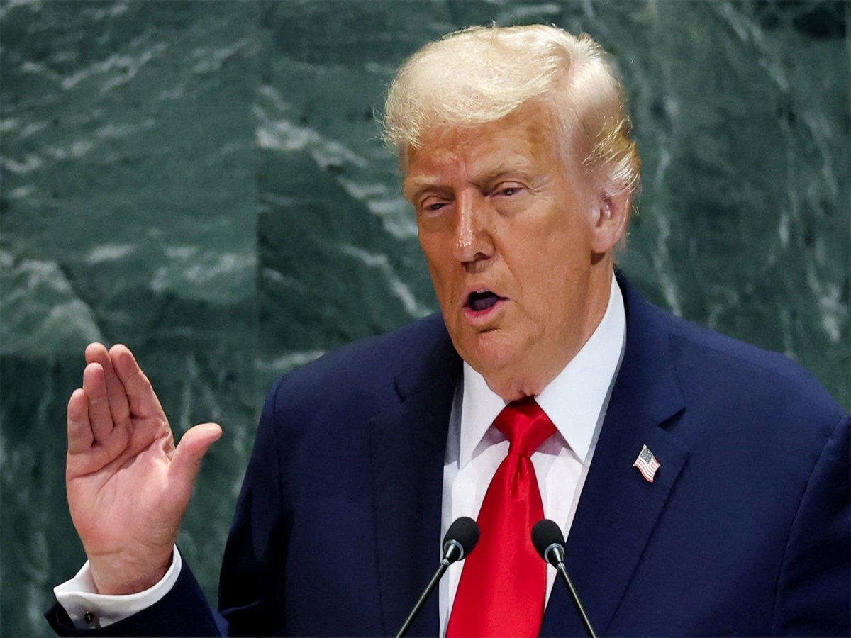 ani_digital's tweet image. Trump claims Iran halts execution of women protestors after his request

Read @ANI Story | aninews.in/news/world/us/…

#Trump #Iran #execution