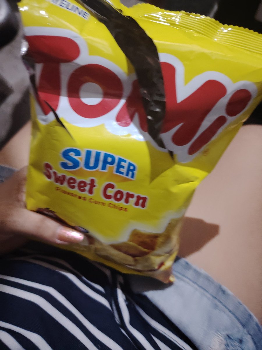 jackie_Lyn011's tweet image. #lastnight'✌️ I suggest, to my jam, either piattos/oishi'or tomi.. &amp;amp; the rest..