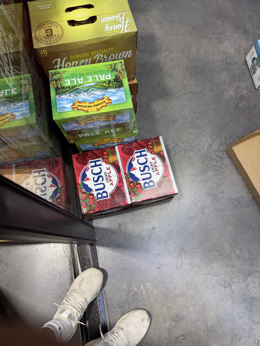 Chet “Pog” Manley tweet media