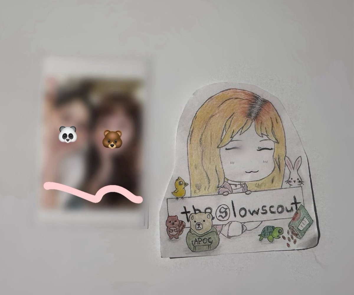 pineapple_bear1's tweet photo. Undisclosed signed by both Seulgi x Chaeyeon polaroid 
From https://t.co/AZJnrCK123 episode 2 

$800 USD 
IG: theslowscout

PayPal F&amp;F, Wise, Etransfer
🇨🇦 based, shipping ww https://t.co/G8VSyhyz01
