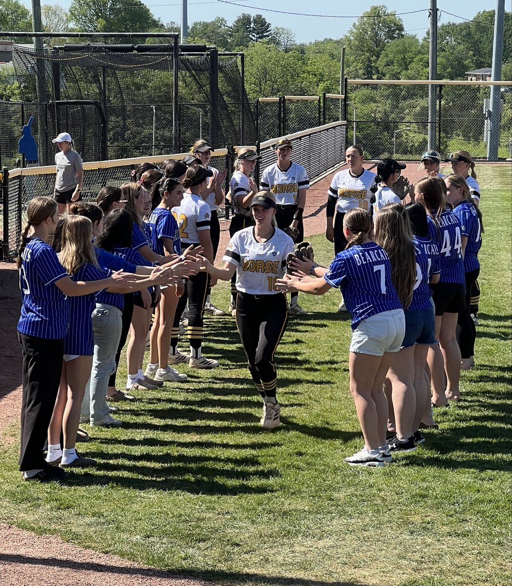 wvsoftball1's tweet photo. Huge thank you to NKU softball for having us today for a game against Morehead! 

✨Extra special to see former player, Kendall Donato, with Morehead!✨ https://t.co/lqenFJXwvJ